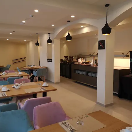 Hotel Coral Boutique By Gaiarooms